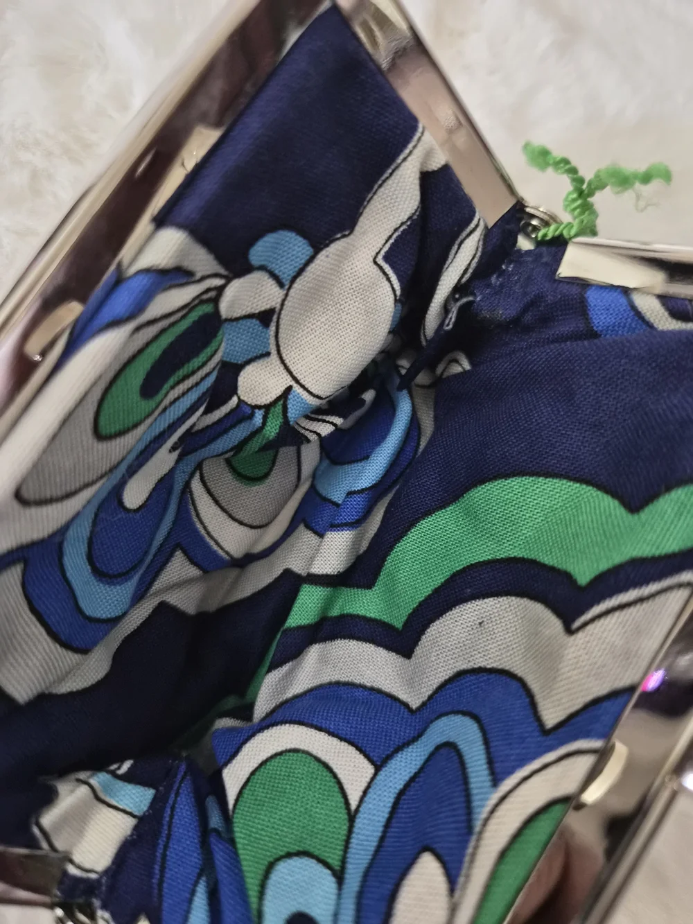 Vera Bradley Quilted Kisslock Diamond Print Coin Purse- Navy, Green, Light Blue - Picture 3 of 8